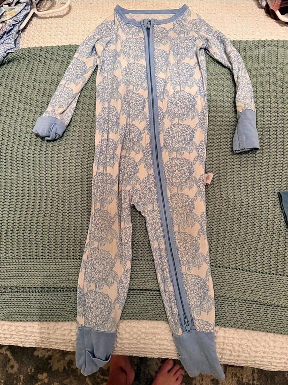 toast + jams Floral Footie Size 12-18M Like New